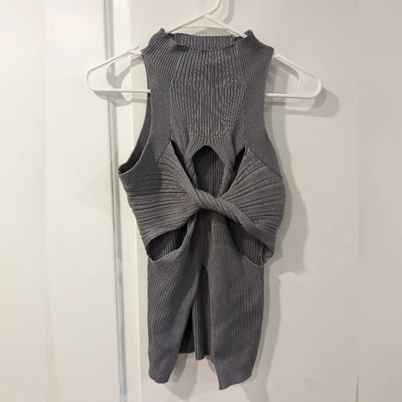 AMANAALUX High neck twisted cut out knit top - Picture 3 of 6